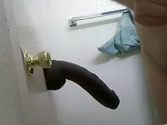 دور دختر بی حوصله و  ...