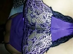 او با یک دختر در مقا ...