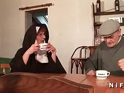 النا در زمان یک دختر ...