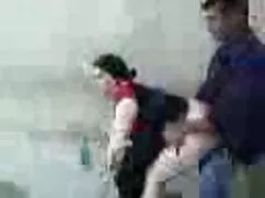 نوجوان ورزش ها با دا ...