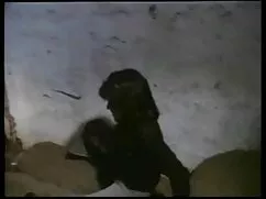 کودکان یک خانم بلوند ...